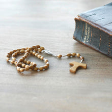 Charger l'image dans la galerie, Chapelet béni avec missel romain