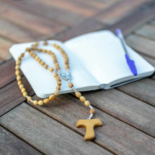Charger l'image dans la galerie, Chapelet en bois ancien
